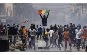 Sénégal: Abigaragambya bahagarikiwe internet